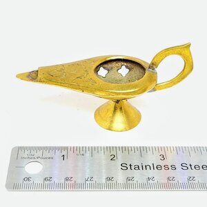 Vintage VTG Brass Aladdin Genie Lamp Ornate Engraved Incense Burner India